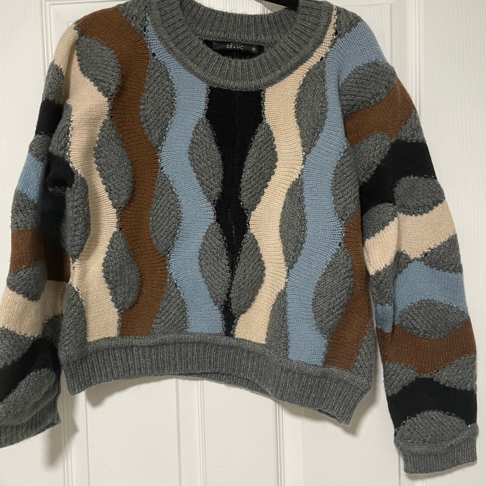 Deluc Women's Multicolor Wave Pattern Sweater